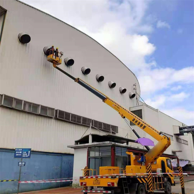 海头镇高空作业车出租服务：专业广告牌安装解决方案