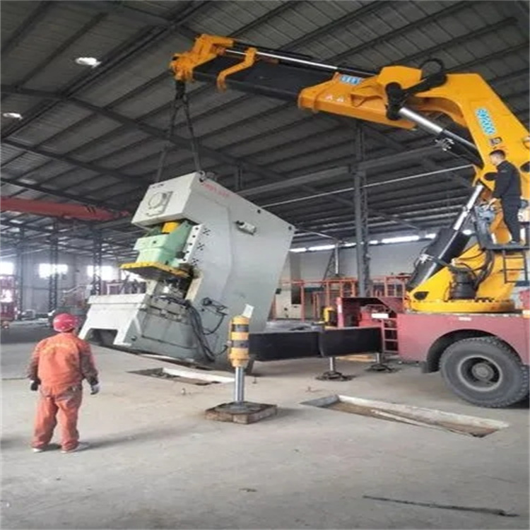 海头镇80吨折臂吊车出租附近电话